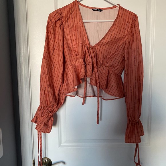 SHEIN Tie Front Ruffle Hem Striped Top - Picture 3 of 5